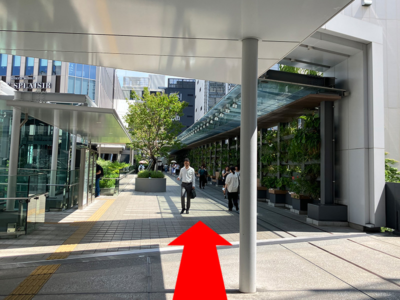 はまレールウォーク「CIALアネックス」「ホテルメッツ」方面