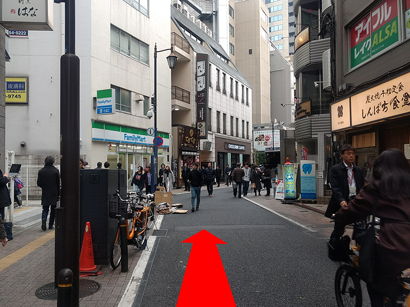 歩道橋の階段