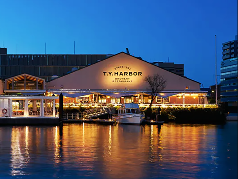 「T.Y.HARBOR River Lounge(ティーワイハーバーリバーラウンジ)」