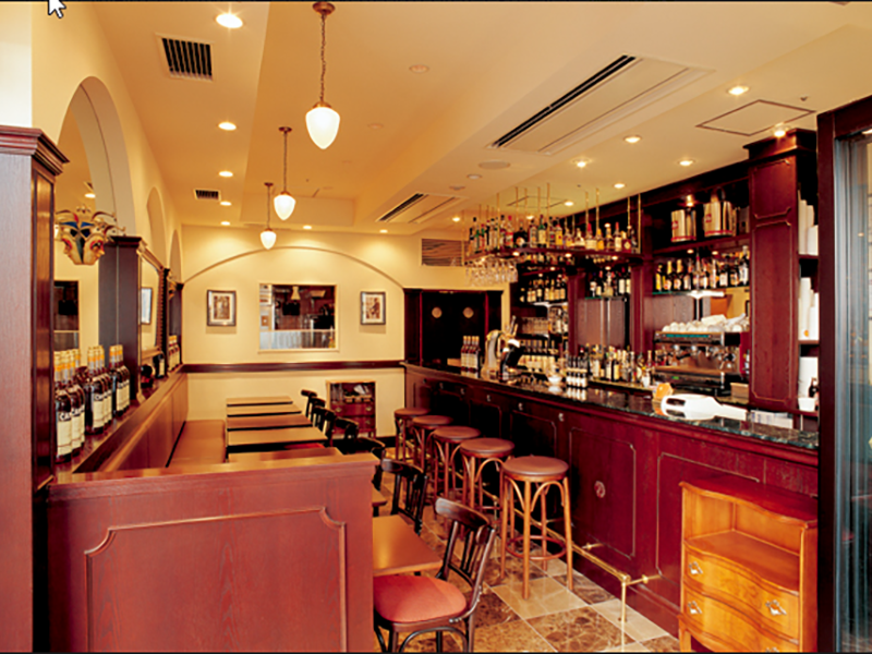 高輪バール・デルソーレ