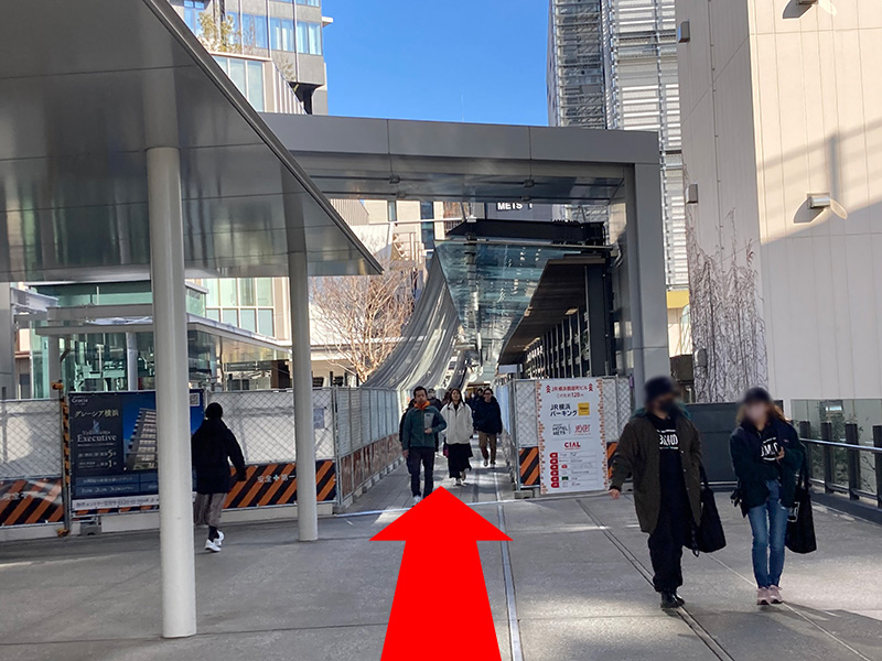はまレールウォーク「CIALアネックス」「ホテルメッツ」方面