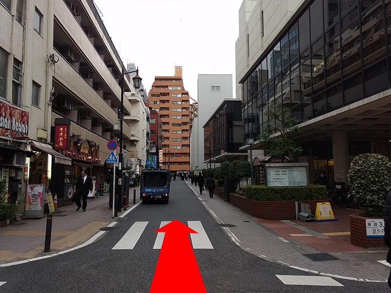 「三田図書館」
